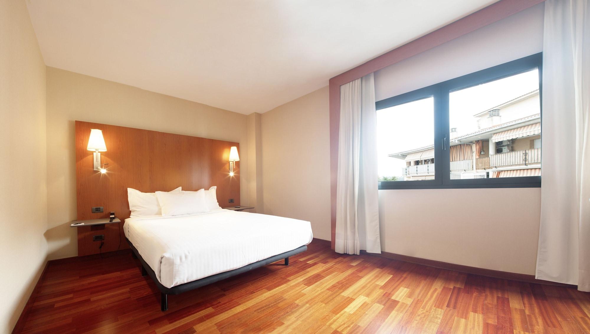 Hotel Ciutat Martorell Ngoại thất bức ảnh