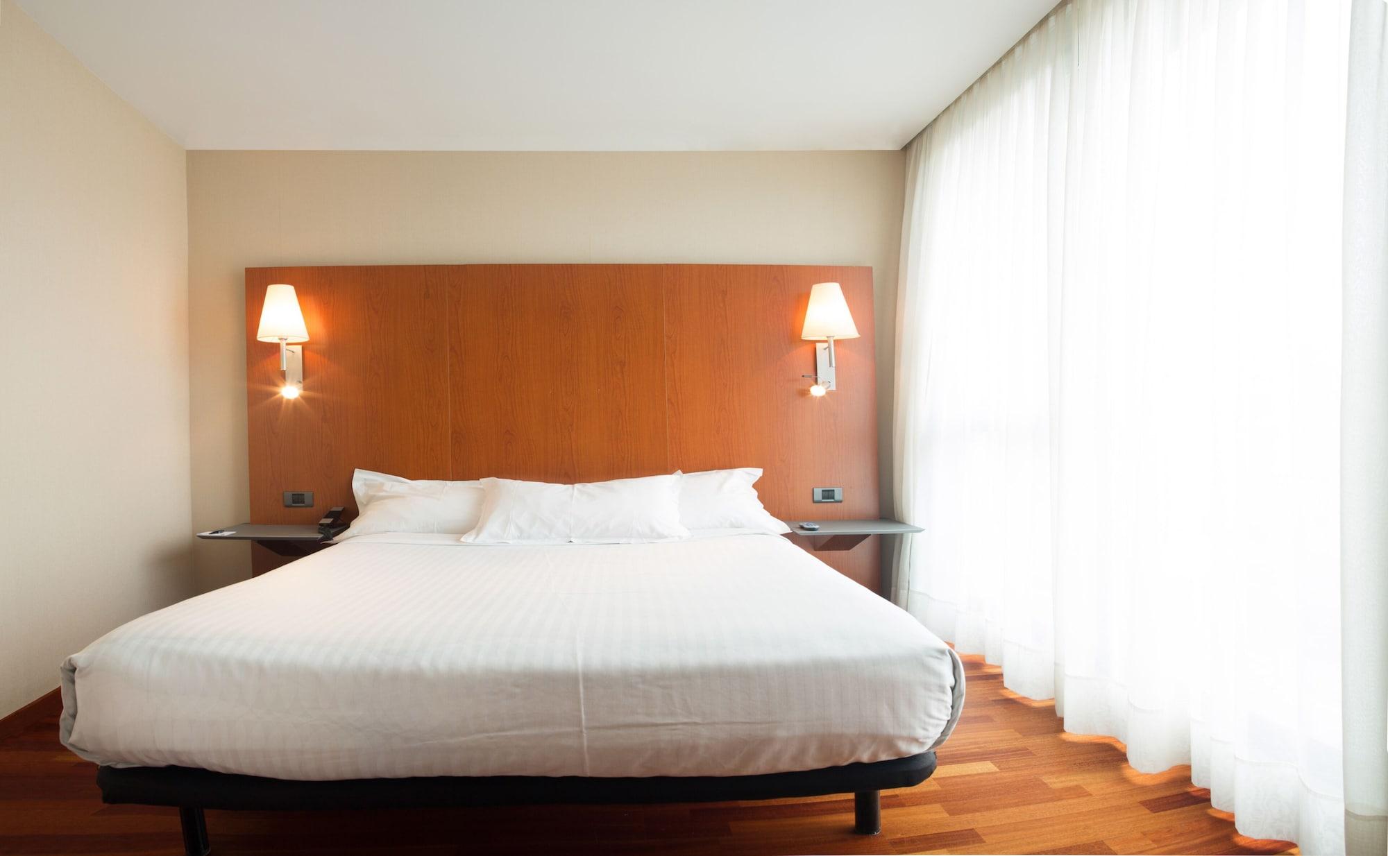Hotel Ciutat Martorell Ngoại thất bức ảnh