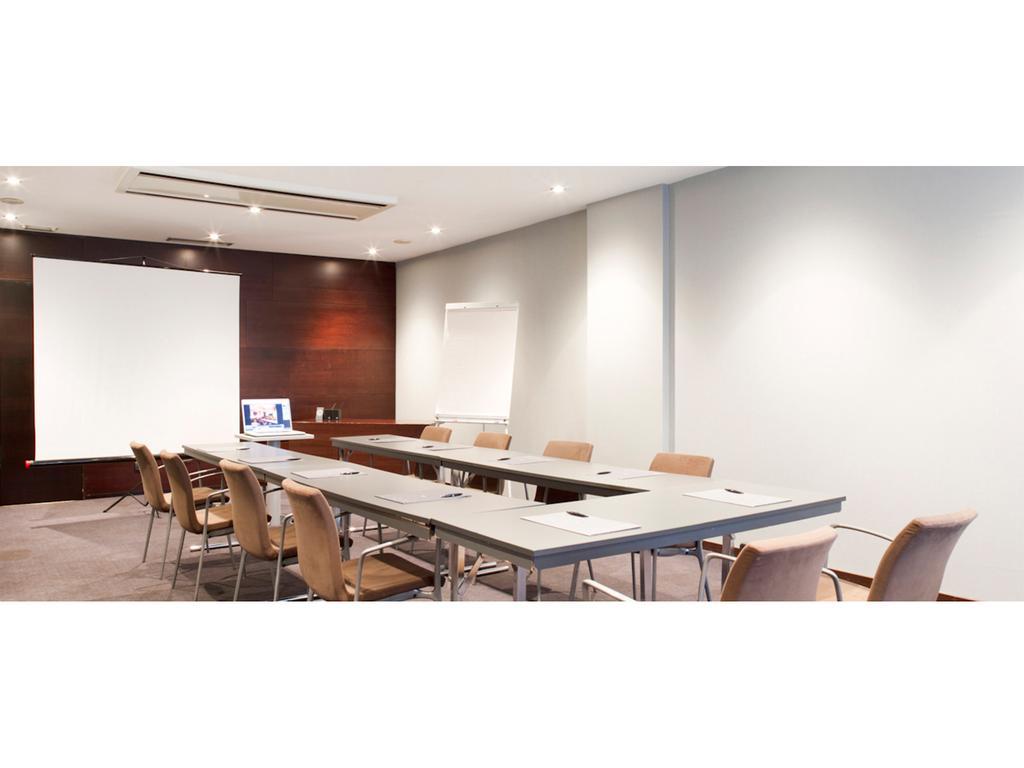Hotel Ciutat Martorell Ngoại thất bức ảnh