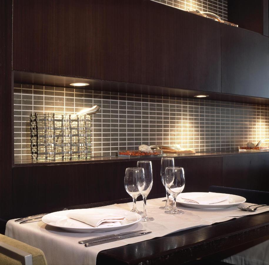 Hotel Ciutat Martorell Nhà hàng bức ảnh